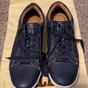 Steve Madden casual tennies